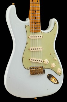  Limited Edition '62 Strat Journeyman Relic, Faded Aged Sonic Blue